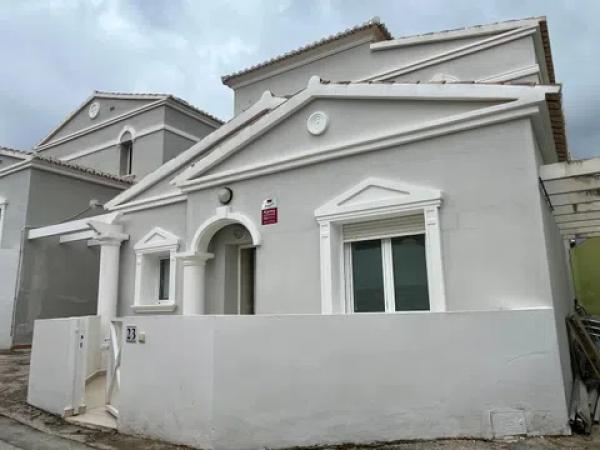 Chalet adosado en Ur Cometa III photo 1