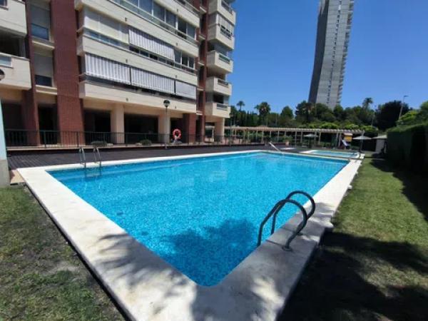 Sale of flat in Avenida Guatemala, Benidorm
 photo 4