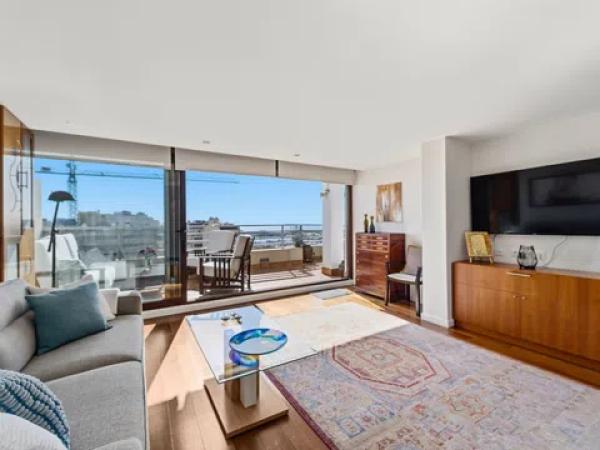 Sale of flat in Calle Salero, Torrevieja
photo 1