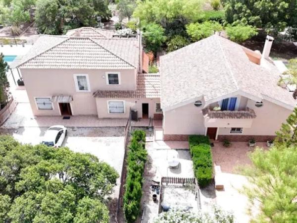 Casa independiente photo 1