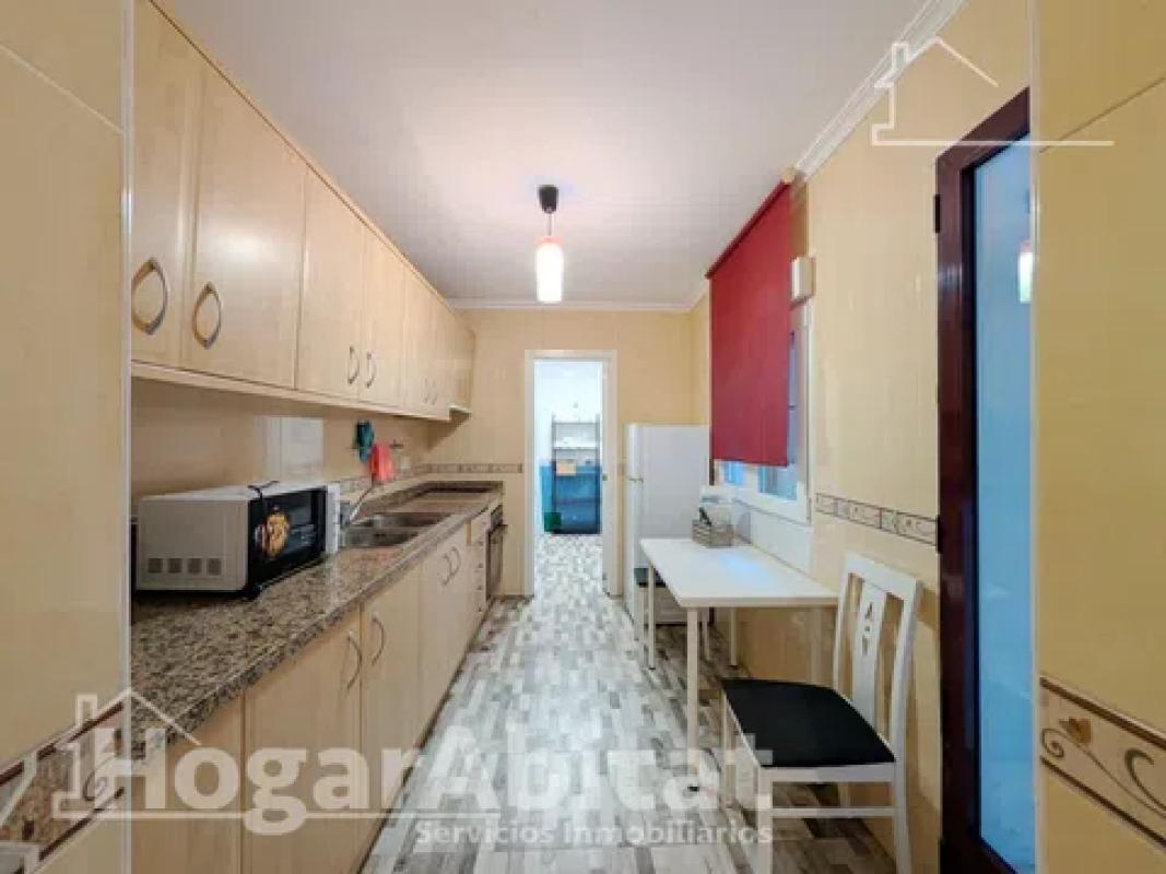 Venta de piso en Calle General Prim, Alicante / Alacant
photo 5