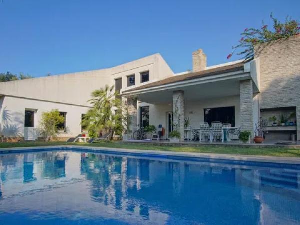 Chalet independiente en venta en El Montgó, Denia
photo 1