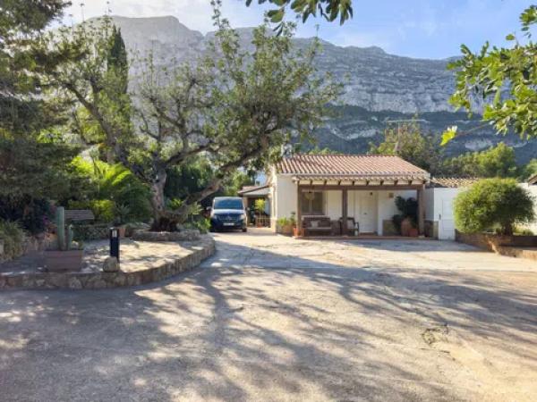 Chalet independiente en venta en El Montgó, Denia
 photo 4