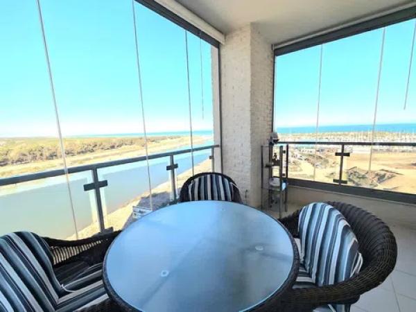 Venta de piso en Puerto Deportivo, Guardamar del Segura
thumbnail 1