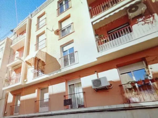 Sprzedaż mieszkania w Calle Carlota Pasaron, Alicante / Alacant
 photo 1
