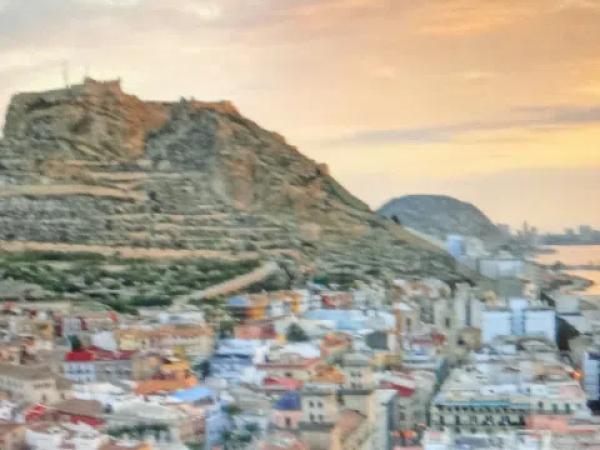 Sprzedaż mieszkania w Calle Carlota Pasaron, Alicante / Alacant
 photo 3