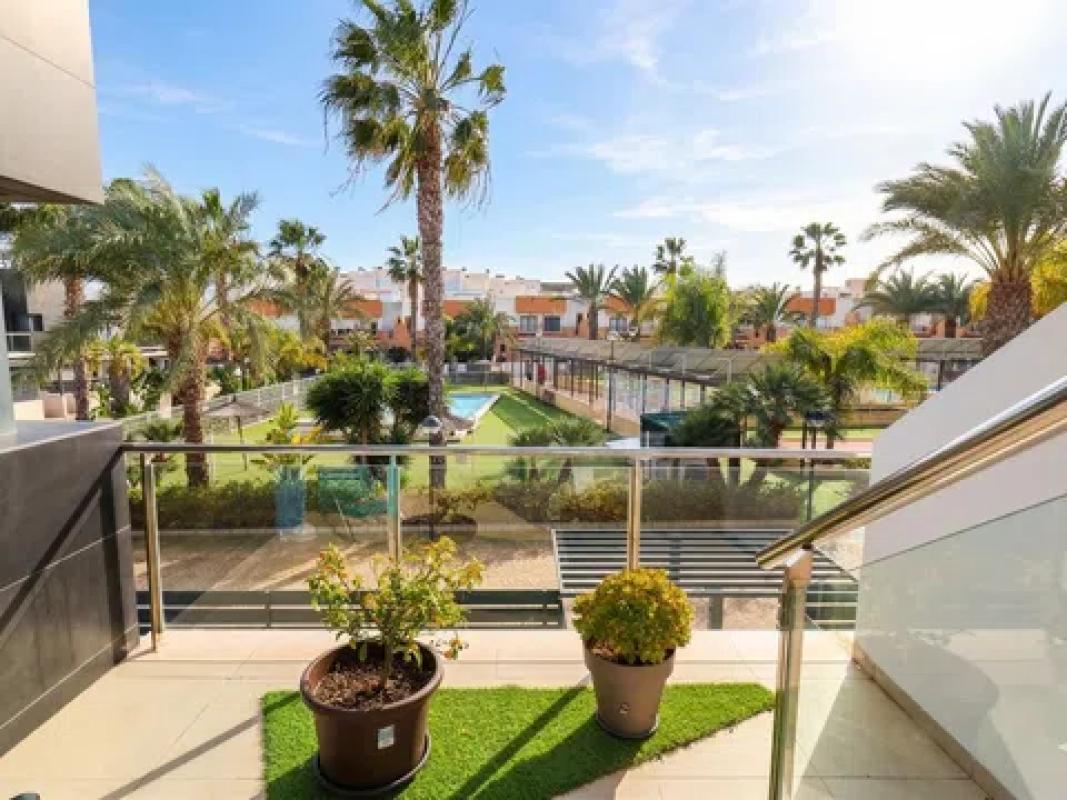 Venta de chalet adosado en  Barrio Villamartín , Orihuela photo 5