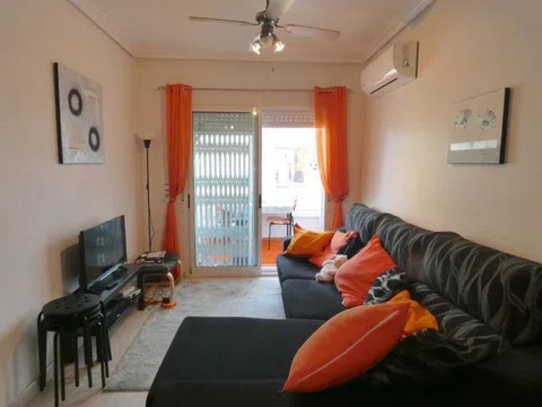 Sale of apartment in Calle Republica Argentina, Almoradí
photo 4