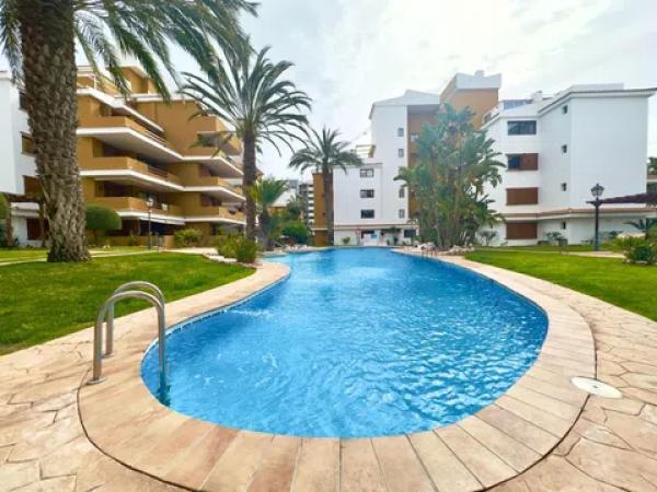Продажа квартиры на Calle Mar Rizada, Торревьеха
photo 1
