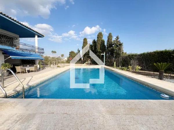 Casa independiente en calle Río Guadalquivir thumbnail 1