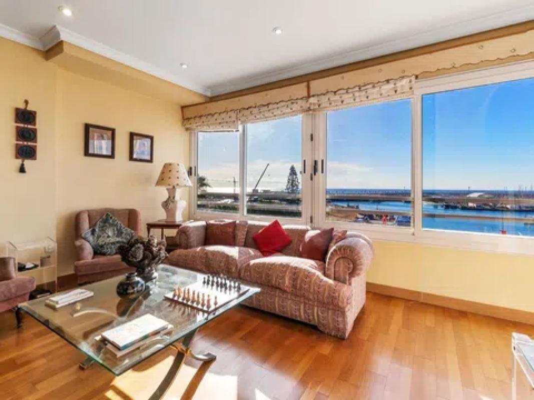 Продажа квартиры на Barrio Centro - Muelle Pesquero, Торревьеха
photo 3