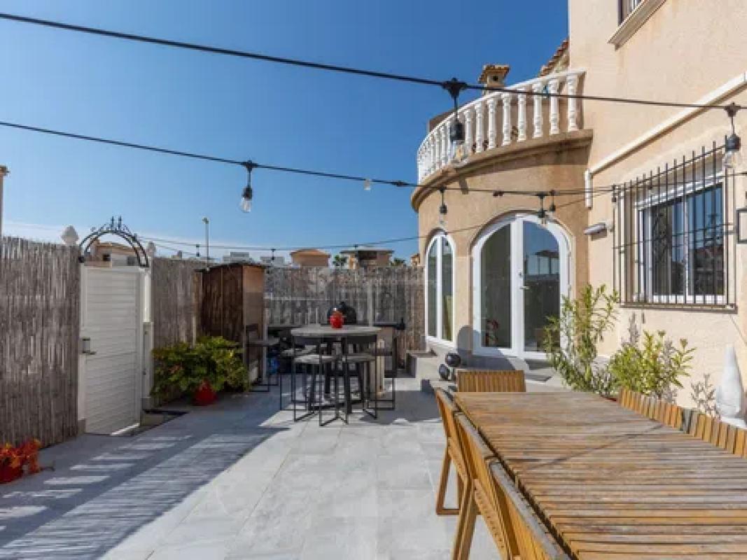 Venta de piso en Calle Peñalara, 6, Orihuela
 photo 3