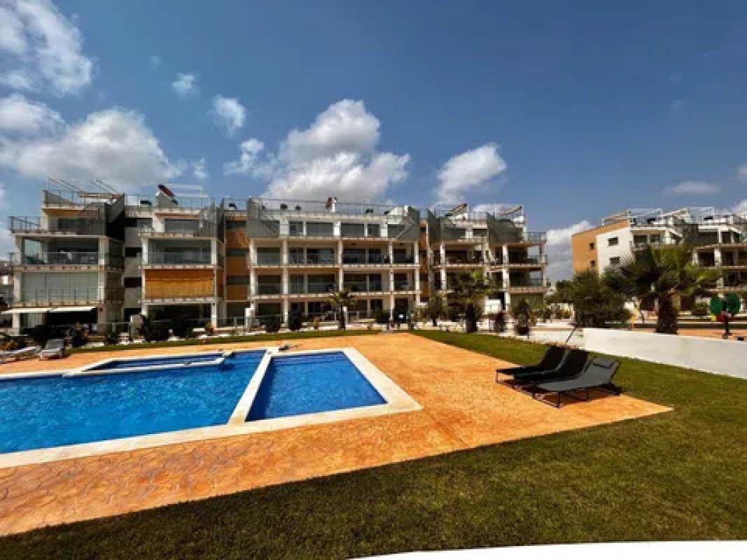 Venta de piso en Calle Pimienta, 10, Orihuela
photo 1