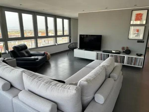 Penthouse for sale at  Avenida Doctor Gregorio Marañón, 39, Torrevieja photo 2