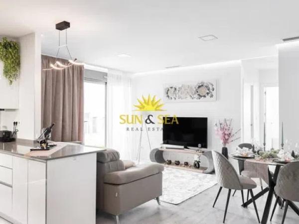 Venta de piso en Barrio Villamartín, Orihuela
 photo 1