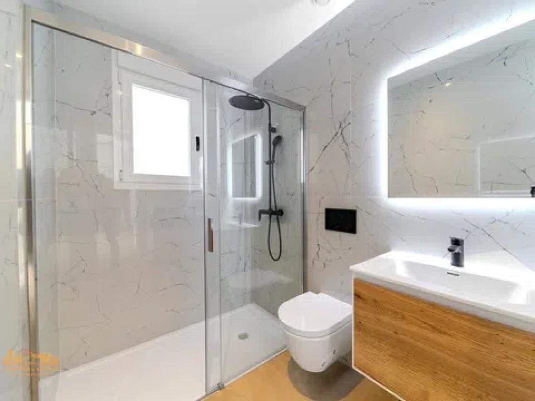 Sale of apartment in Calle Mar Baltico, 14, Torrevieja
 photo 4