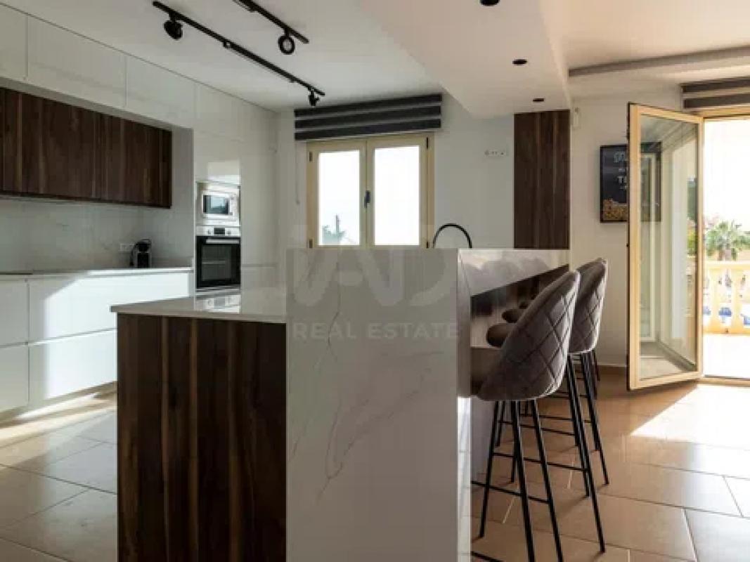 Продажа отдельного шале в Canuta, Кальпе photo 3