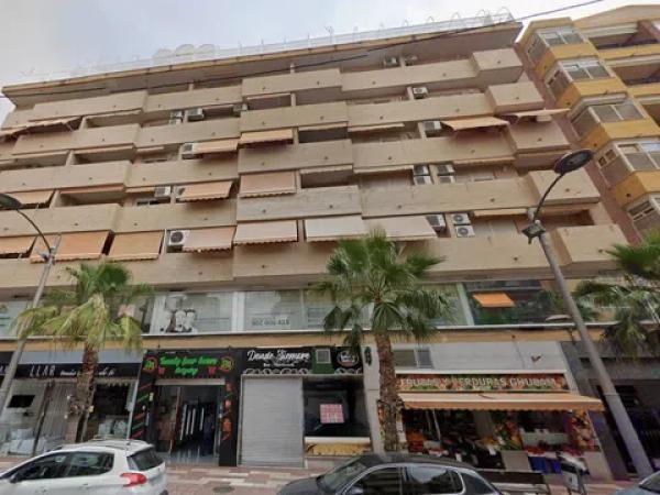 Venta de piso en Calle Alicante, San Vicente del Raspeig
 photo
