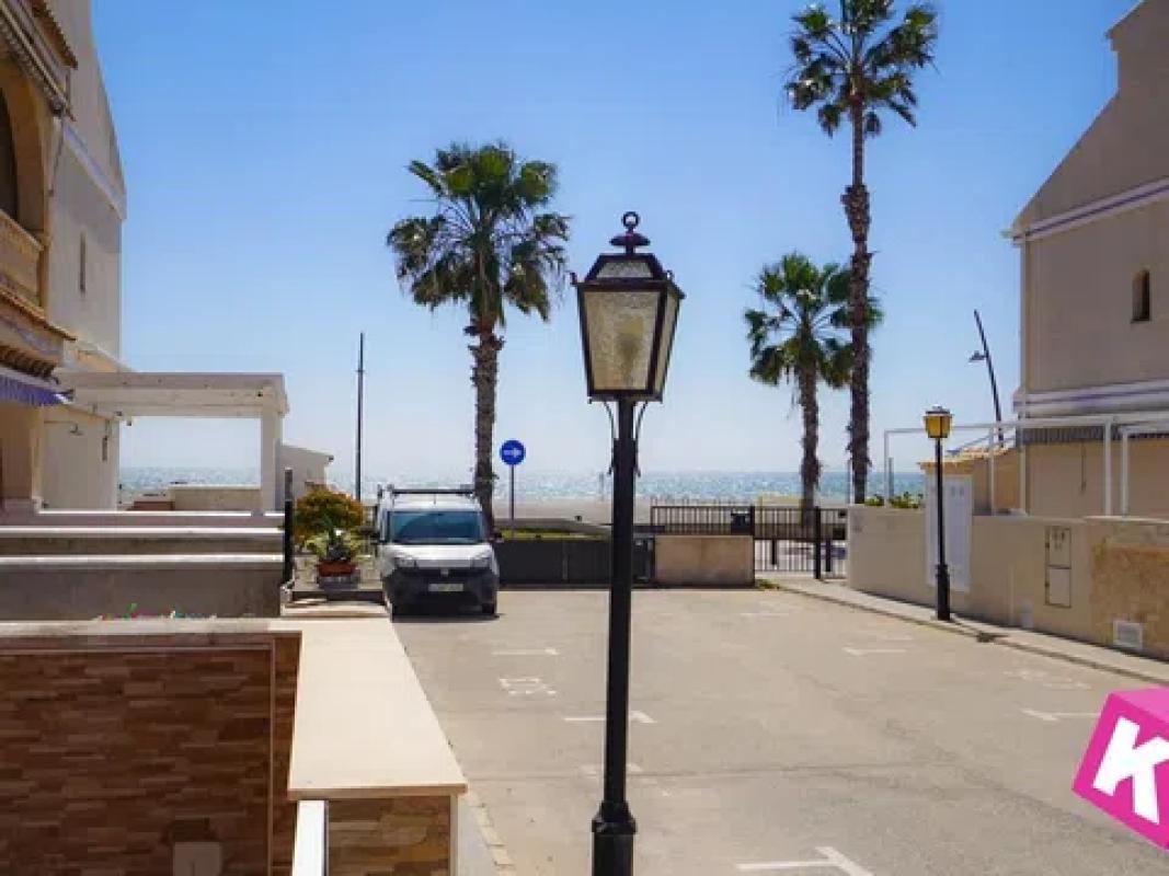 Sprzedaż niezależnego domku jednorodzinnego w  Calle Ensayo General, Santa Pola photo 5