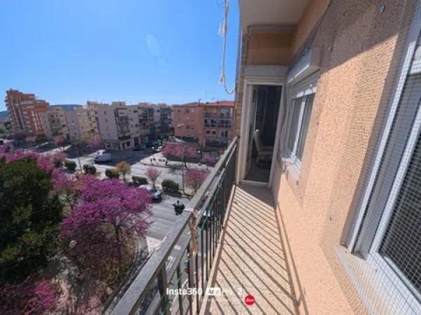 Sprzedaż mieszkania w Calle Sidi-Ifni, Alicante / Alacant
 photo 2