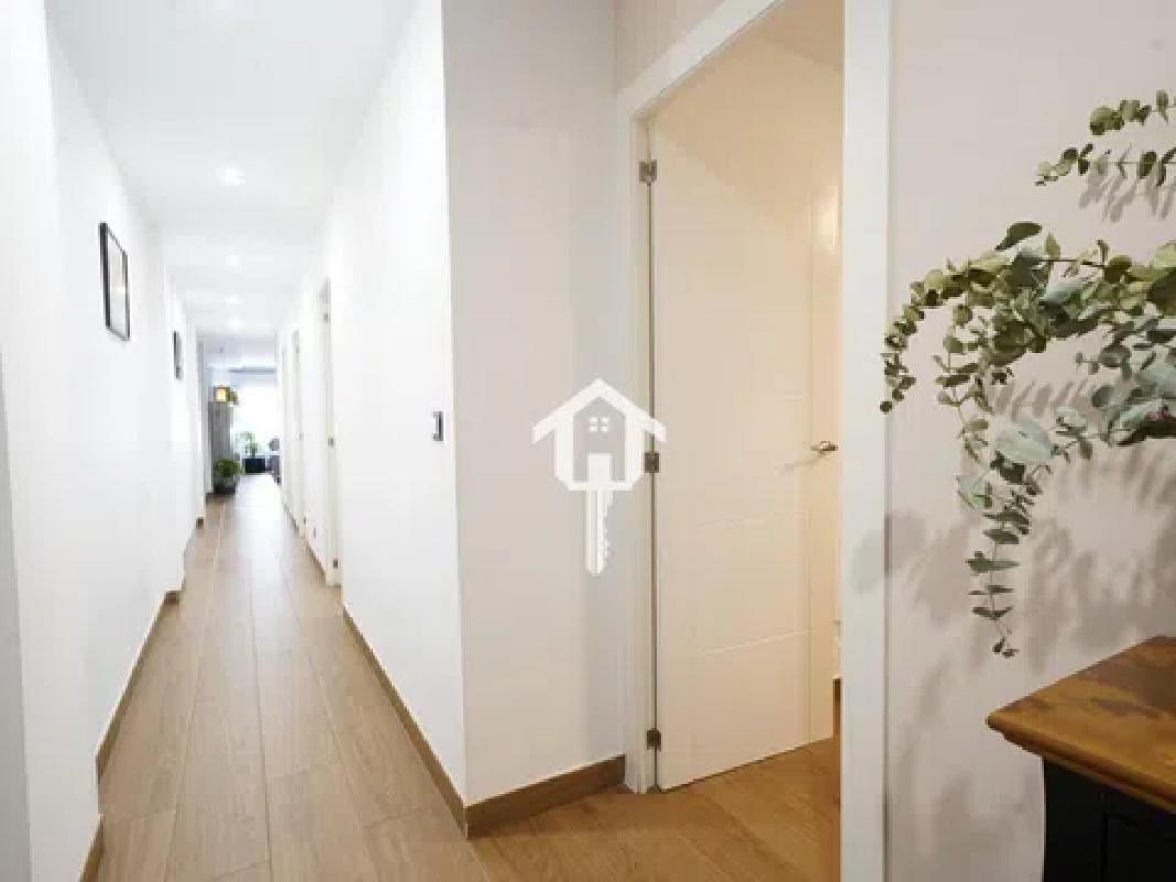 Venta de piso en Calle de Rafael Asín, Alicante / Alacant
photo 5