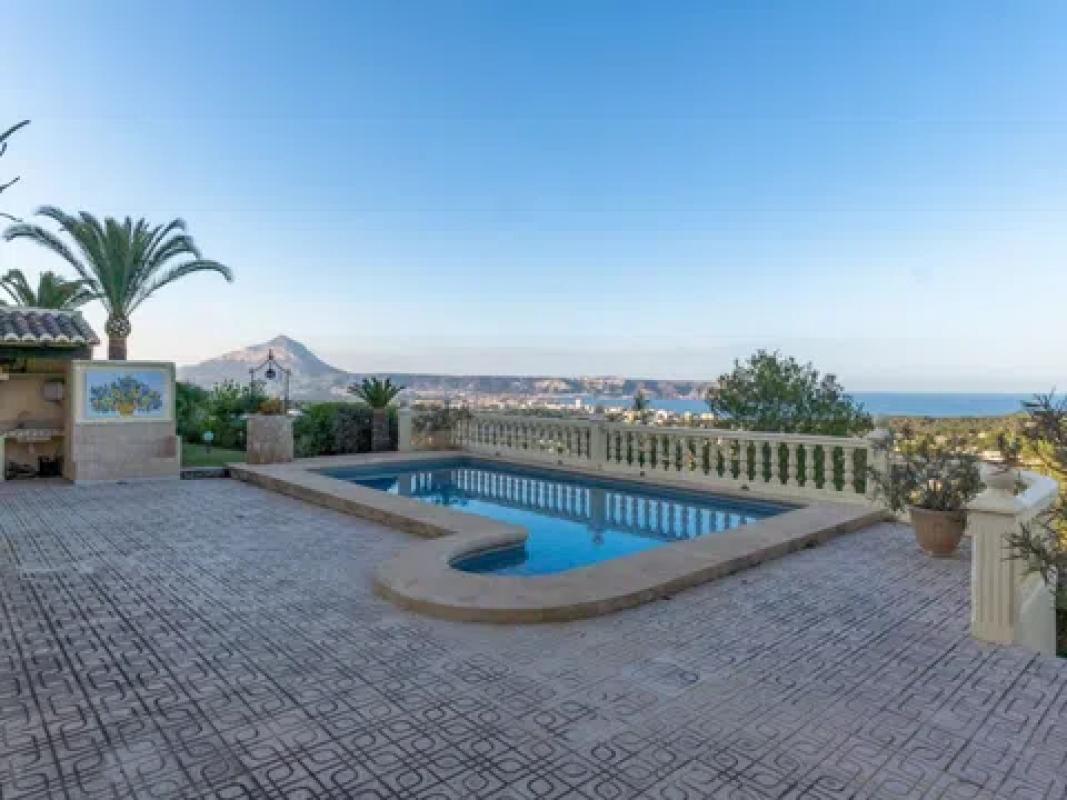 Sprzedaż niezależnego domku jednorodzinnego w La Granadella - Costa Nova, Jávea/Xàbia photo 2