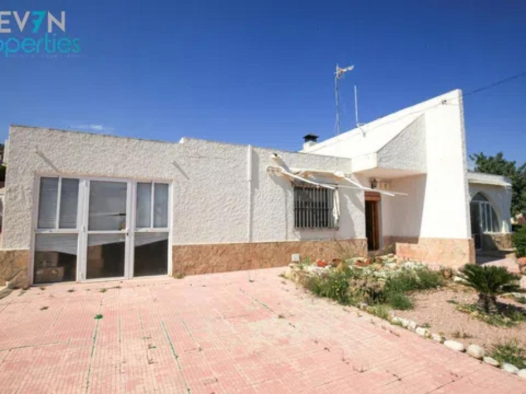 Venta de chalet independiente en Calle de la Vivianita, Mutxamel
photo 3