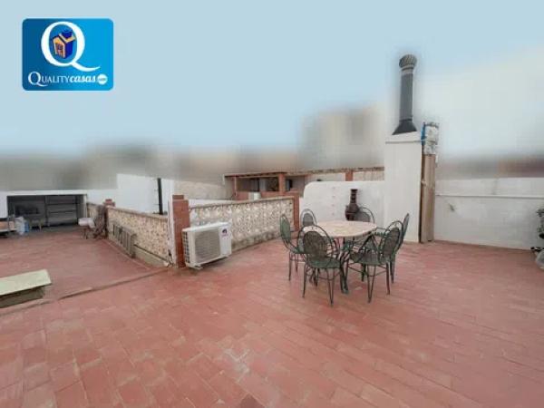 Chalet independiente en venta en Centro, San Vicente del Raspeig
thumbnail 2