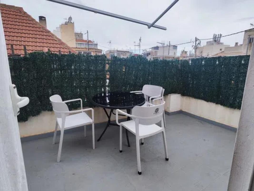 Продажа квартиры на Calle de Antonio Ramos Carratalá, Бенидорм
photo 1