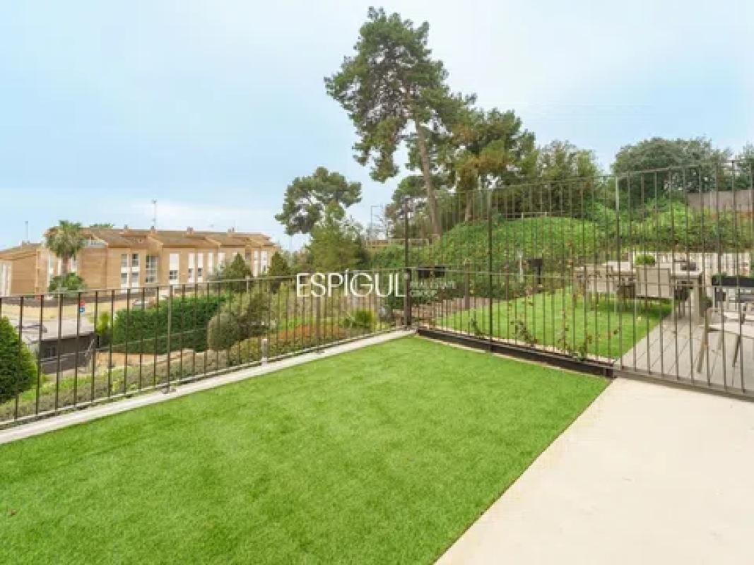 Venta de chalet adosado en  Calle Costa Blanca, 12 , Sant Andreu de Llavaneres photo 3