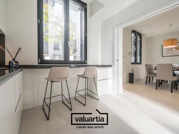 Chalet adosado en calle Mercedes Formica, 33 photo 2