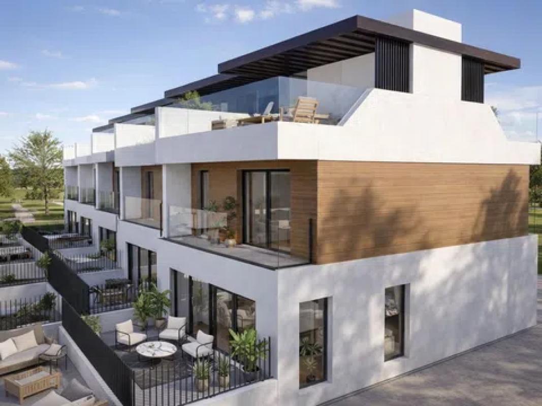 Sale of townhouse in  Avenida de la Magdalena, 18 , Massamagrell photo 2