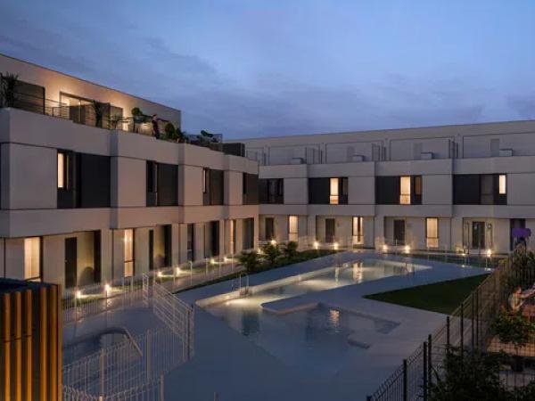 Chalet independiente en venta en Calle Valle del Cabriel, Torrejón de Ardoz
 photo 4