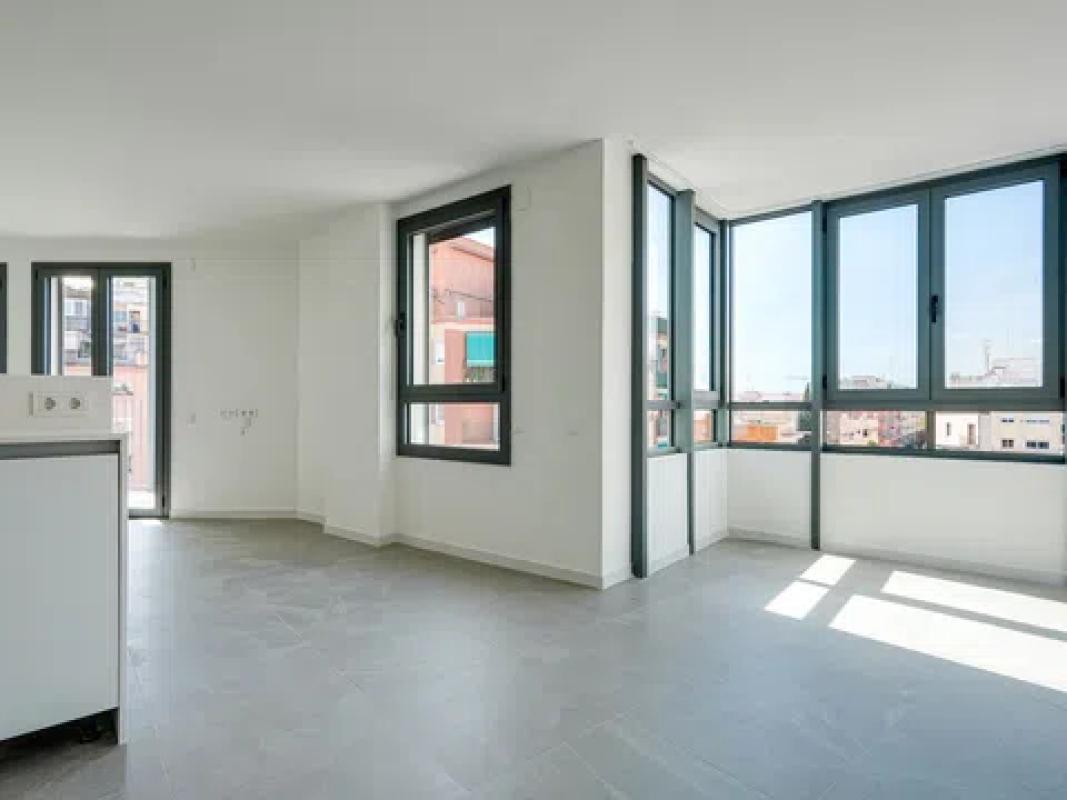Venta de piso en Riera de la Creu 54, 56, Hospitalet de Llobregat
photo 3