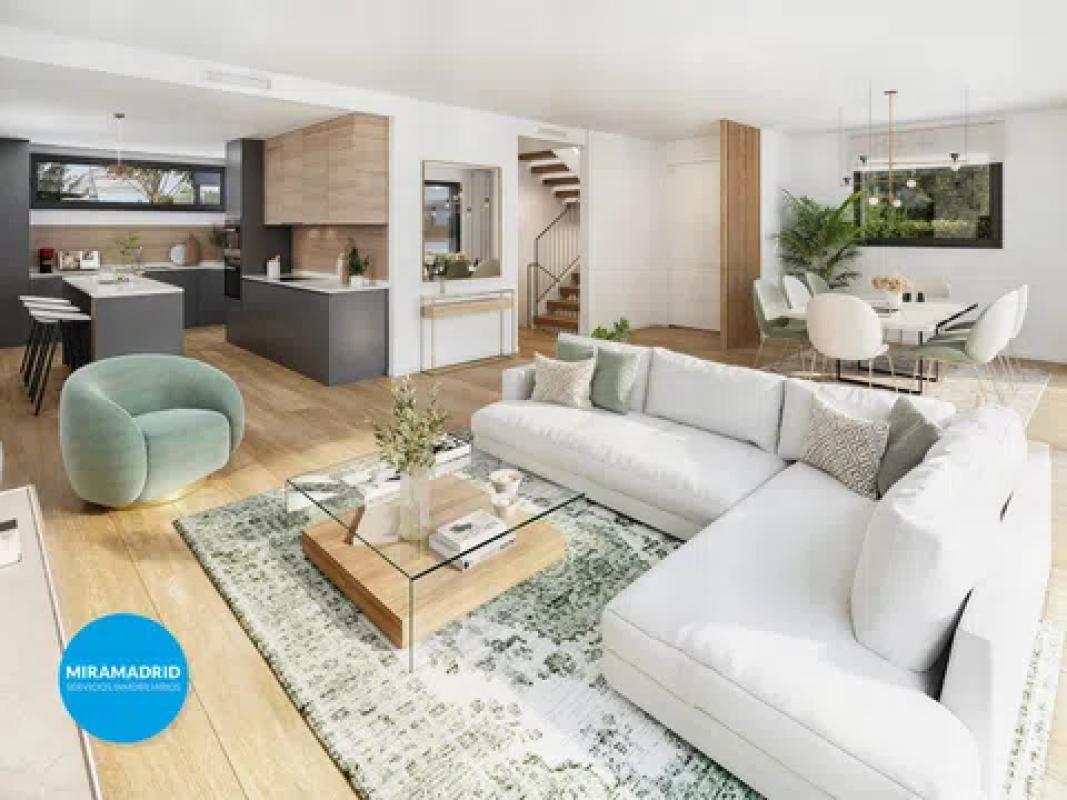 Venta de chalet independiente en Calle Océano Atlántico, 1, Paracuellos de Jarama
photo 3