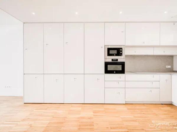 Duplex for sale on Calle de Violant d'Hongria Reina d'Aragó, 69, Barcelona photo 3