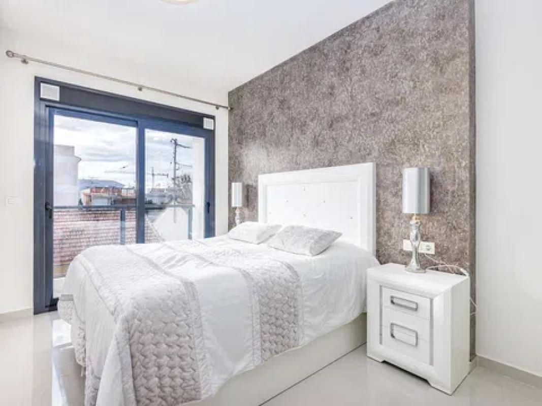Sale of apartment in Zona Pueblo, Pilar de la Horadada
photo 3