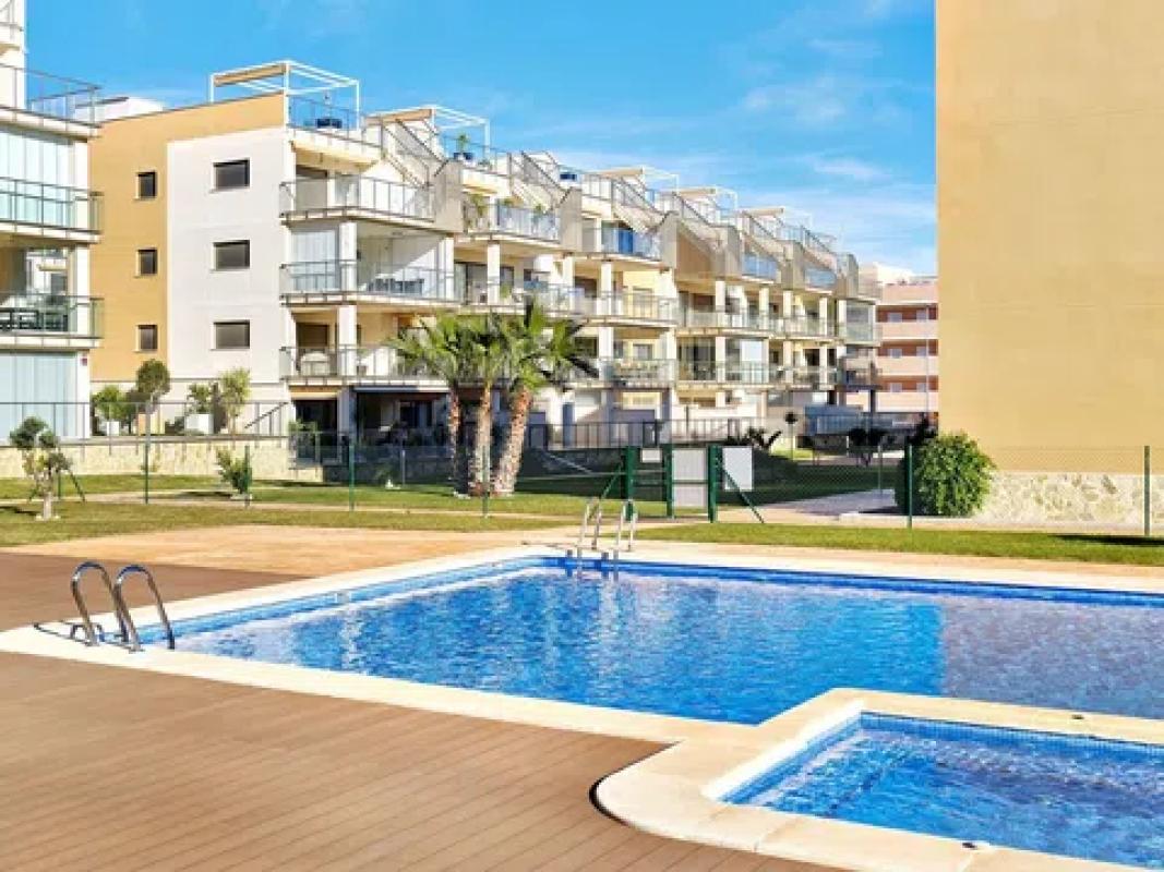 Venta de piso en Barrio Villamartín, Orihuela
photo 1