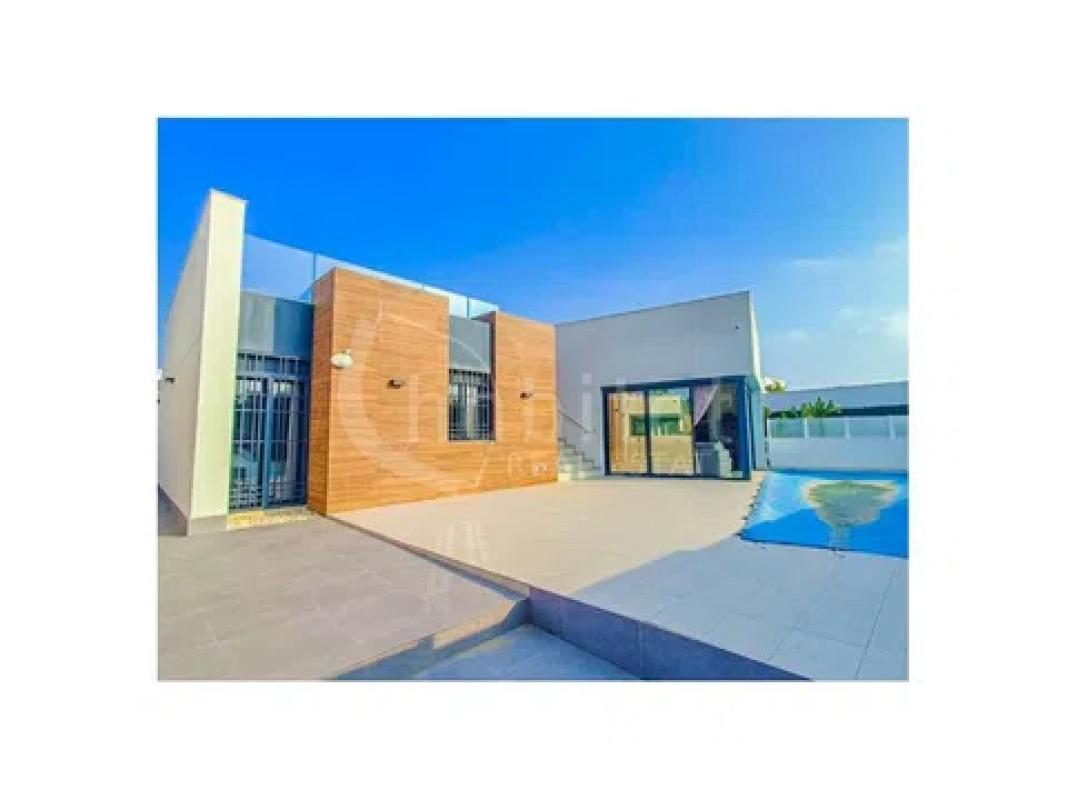 Venta de chalet independiente en Calle Benijófar, 9, Algorfa
photo 1