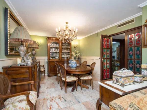 Sale of flat in Calle San Fernando, 12, Alicante
 photo 1