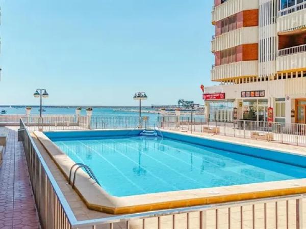 Sale of flat in Barrio El Acequión, Torrevieja
 photo 3