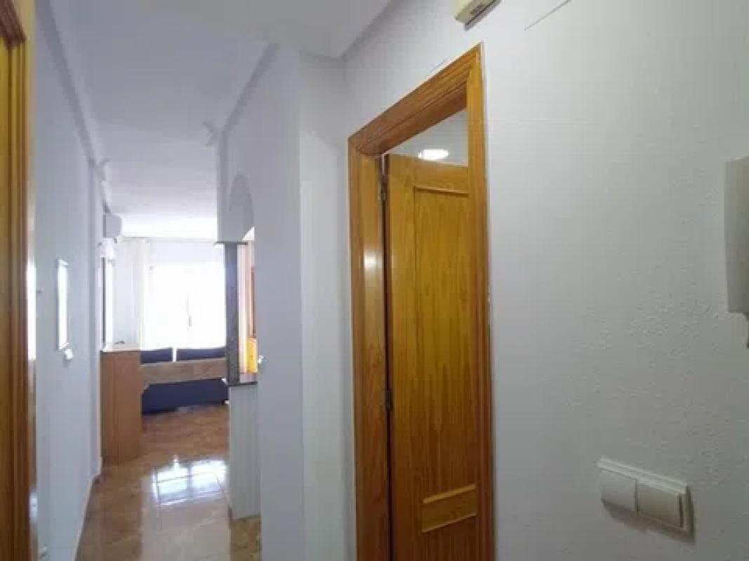 Venta de piso en Calle del Tomillo, Torrevieja
 photo 4