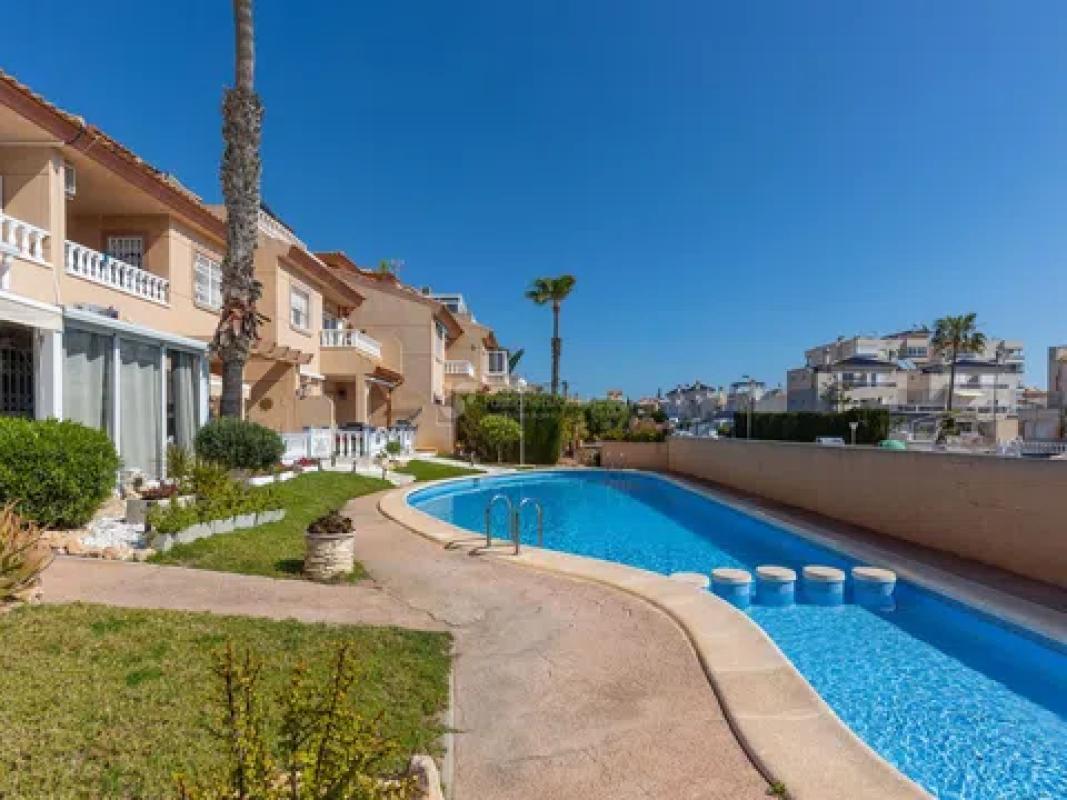 Продажа квартиры на Calle Talía, 7, Торревьеха
photo 3