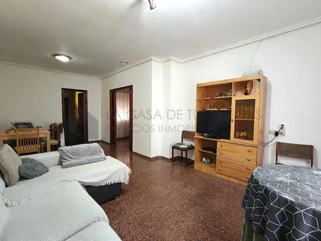 Venta de chalet independiente en Plaza Castelar - Mercado Central, Elda
photo 1