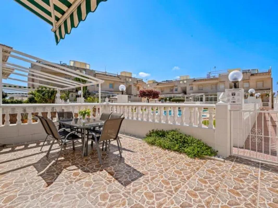 Продажа квартиры на Avenida de Corcega, 212, Торревьеха
photo 1