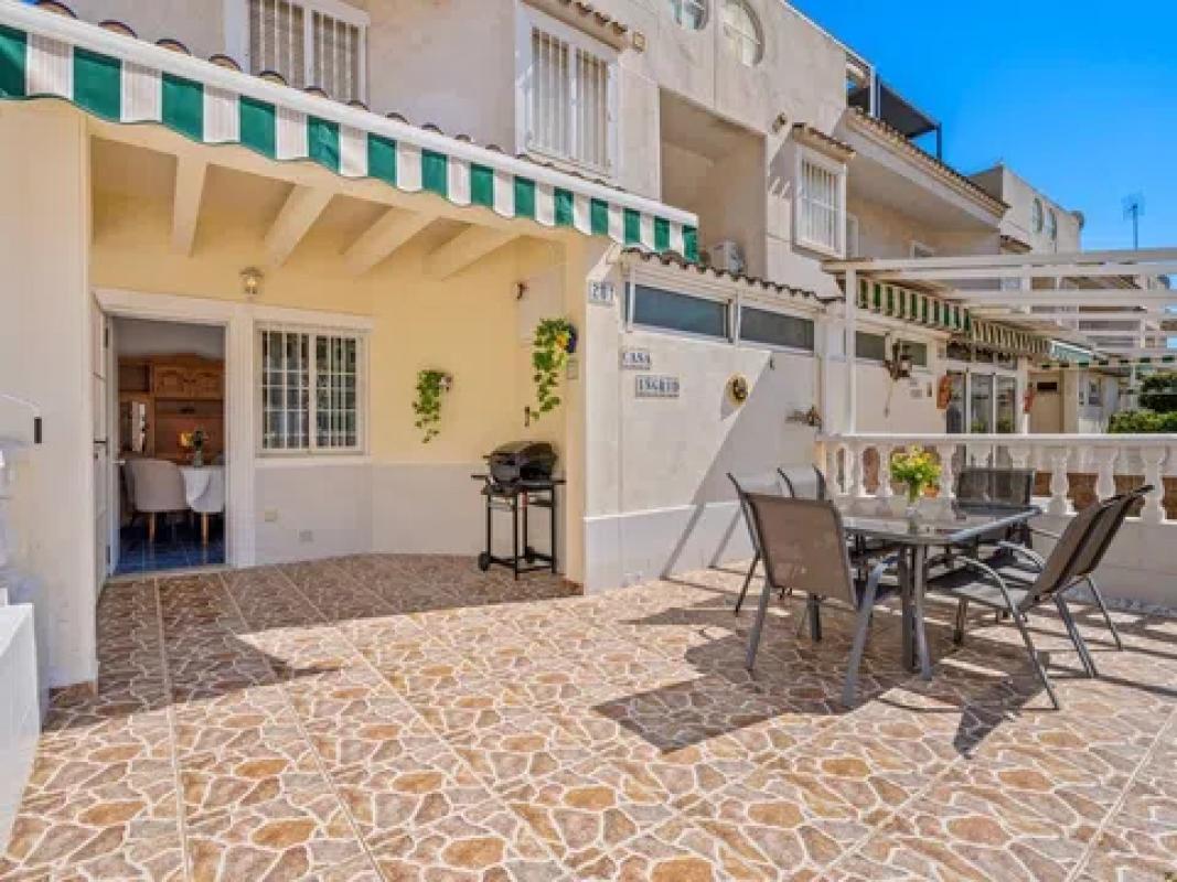 Продажа квартиры на Avenida de Corcega, 212, Торревьеха
photo 3