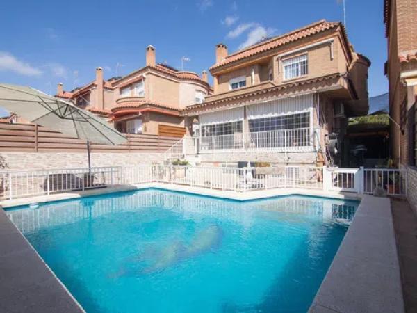 Casa independiente en calle Balones, 10 photo 1