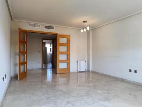 Продажа квартиры на Calle Llinares, 5, Аликанте / Алакант
 photo 4