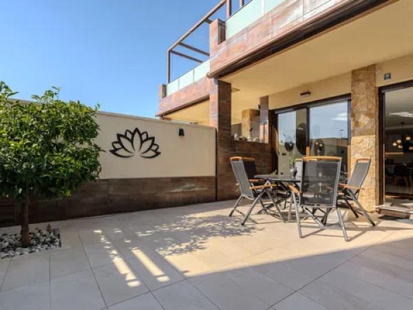 Chalet adosado en avenida de Colón, 56 photo 1