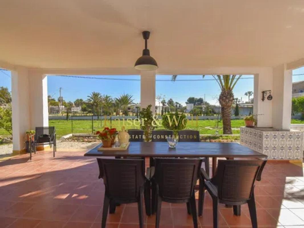 Venta de chalet independiente en Partida Daimes, Elche / Elx
photo 1